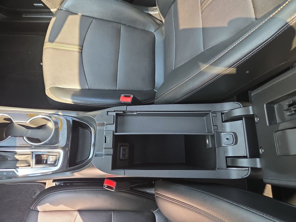 Certified 2023 Chevrolet Equinox Premier AWD/4WD image 24