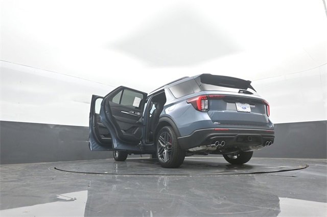 New 2026 Ford Explorer ST w/ Sun And Sound Package image 44