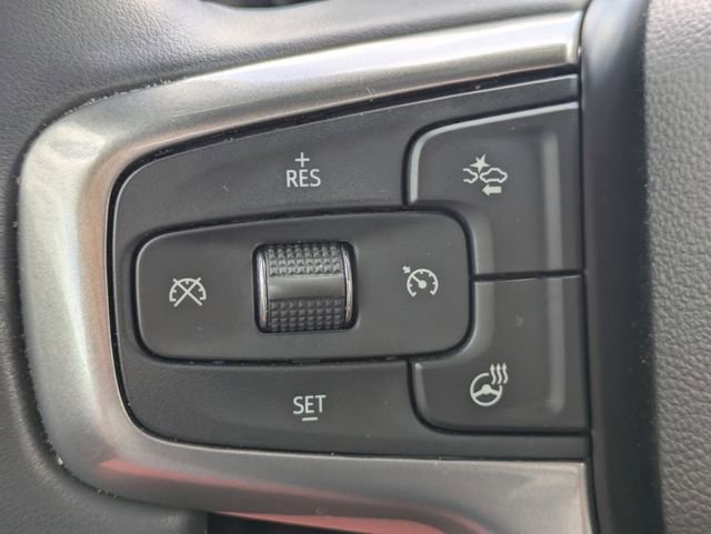 Used 2024 Chevrolet Suburban Z71 w/ Luxury Package image 31