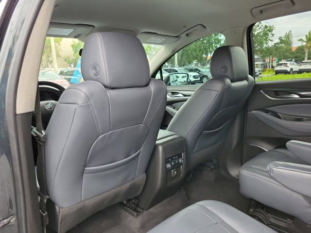Used 2020 Buick Enclave Essence FWD image 9