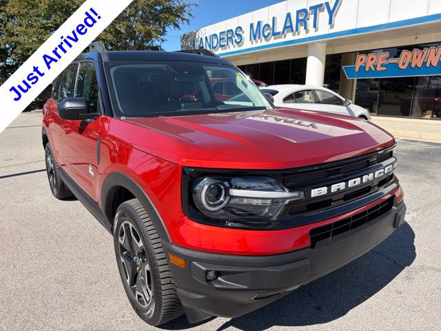 Used 2022 Ford Bronco Sport Outer Banks w/ Tech Package AWD/4WD image 1