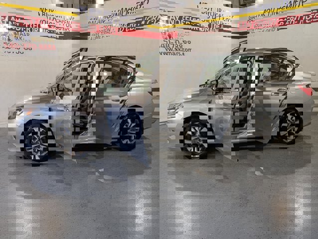 Used 2015 Honda Accord LX image 12