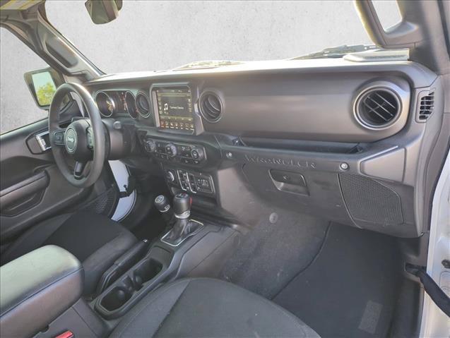 Used 2023 Jeep Wrangler Unlimited Sport AWD/4WD image 26