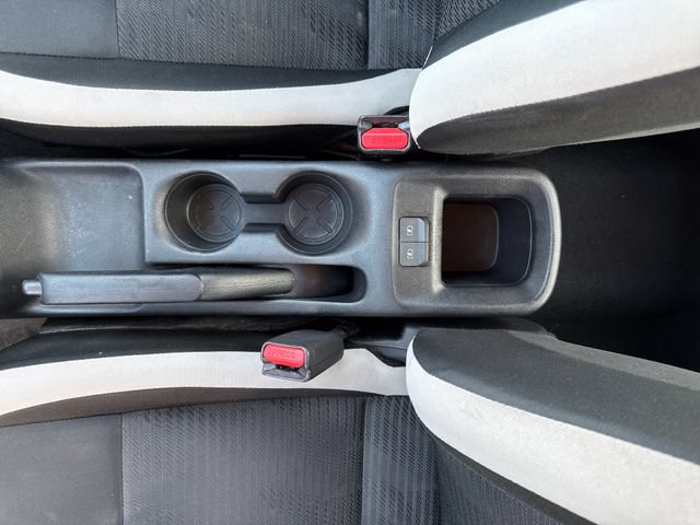 Used 2021 Nissan Versa SV FWD image 24