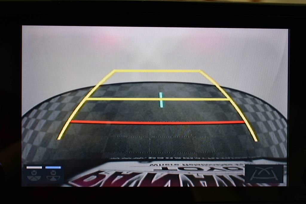 Used 2021 Toyota Sienna Limited image 28