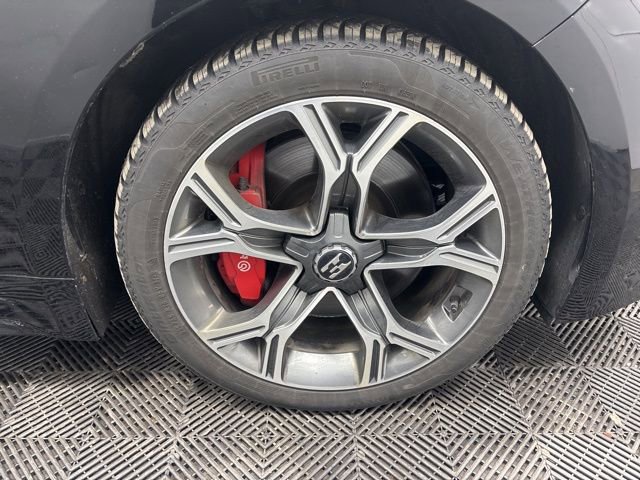 Used 2018 Kia Stinger GT2 w/ Paint Protection Package AWD/4WD image 7