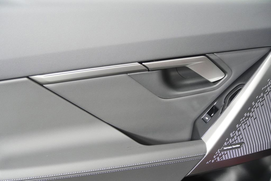 New 2026 BMW 530i w/ M Sport Package image 14