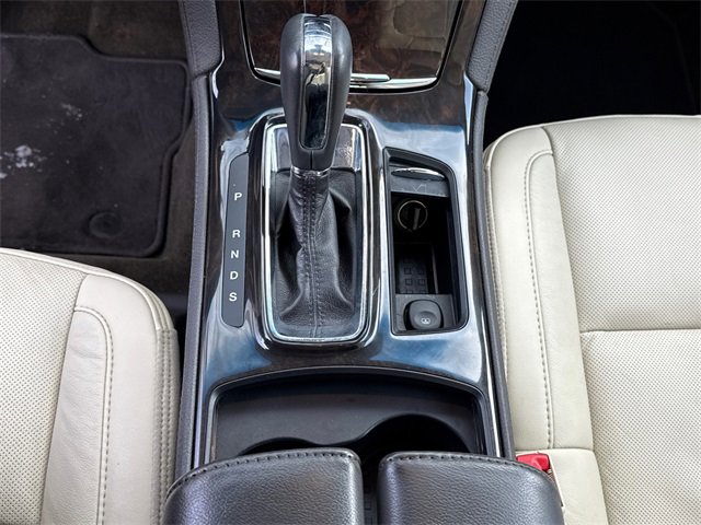 Used 2014 Lincoln MKS AWD w/ Equipment Group 101A image 17