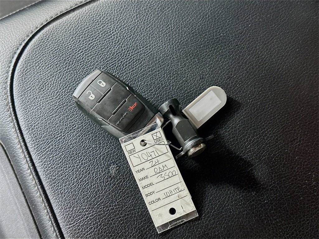 Used 2024 RAM 3500 Big Horn image 36