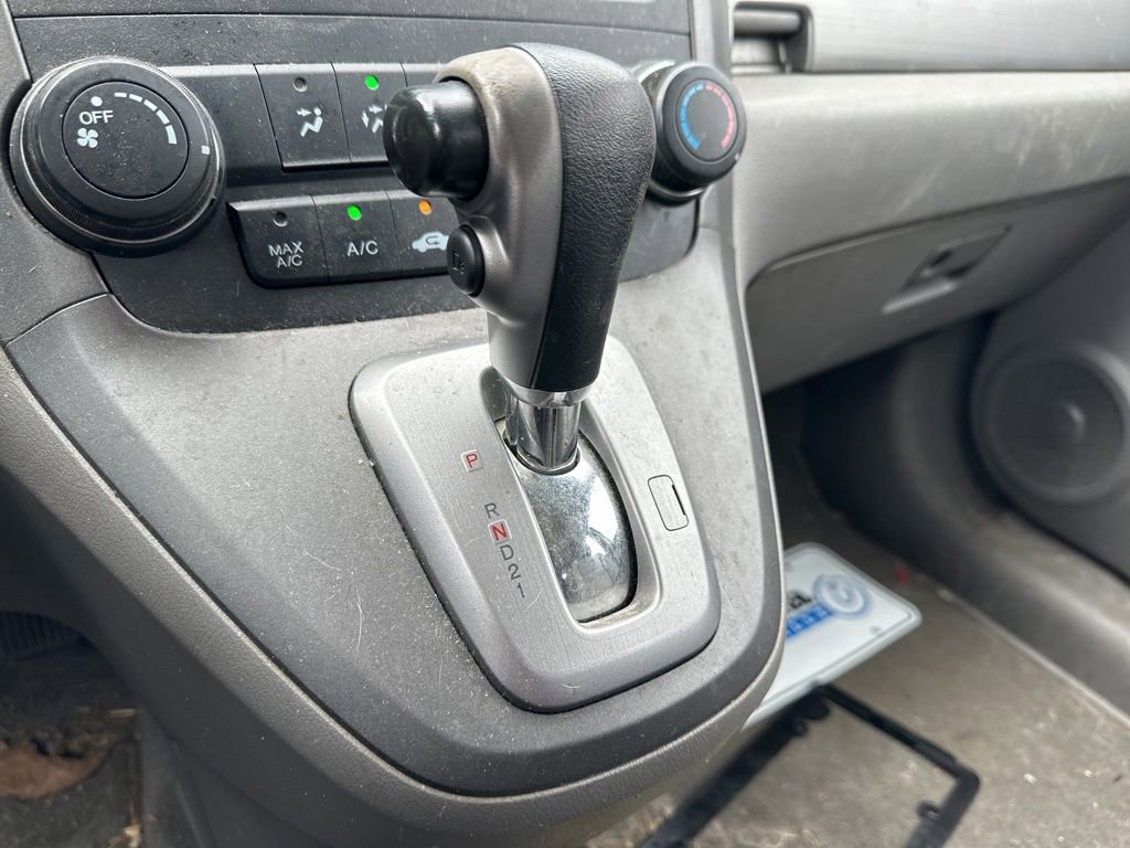 Used 2011 Honda CR-V LX image 24