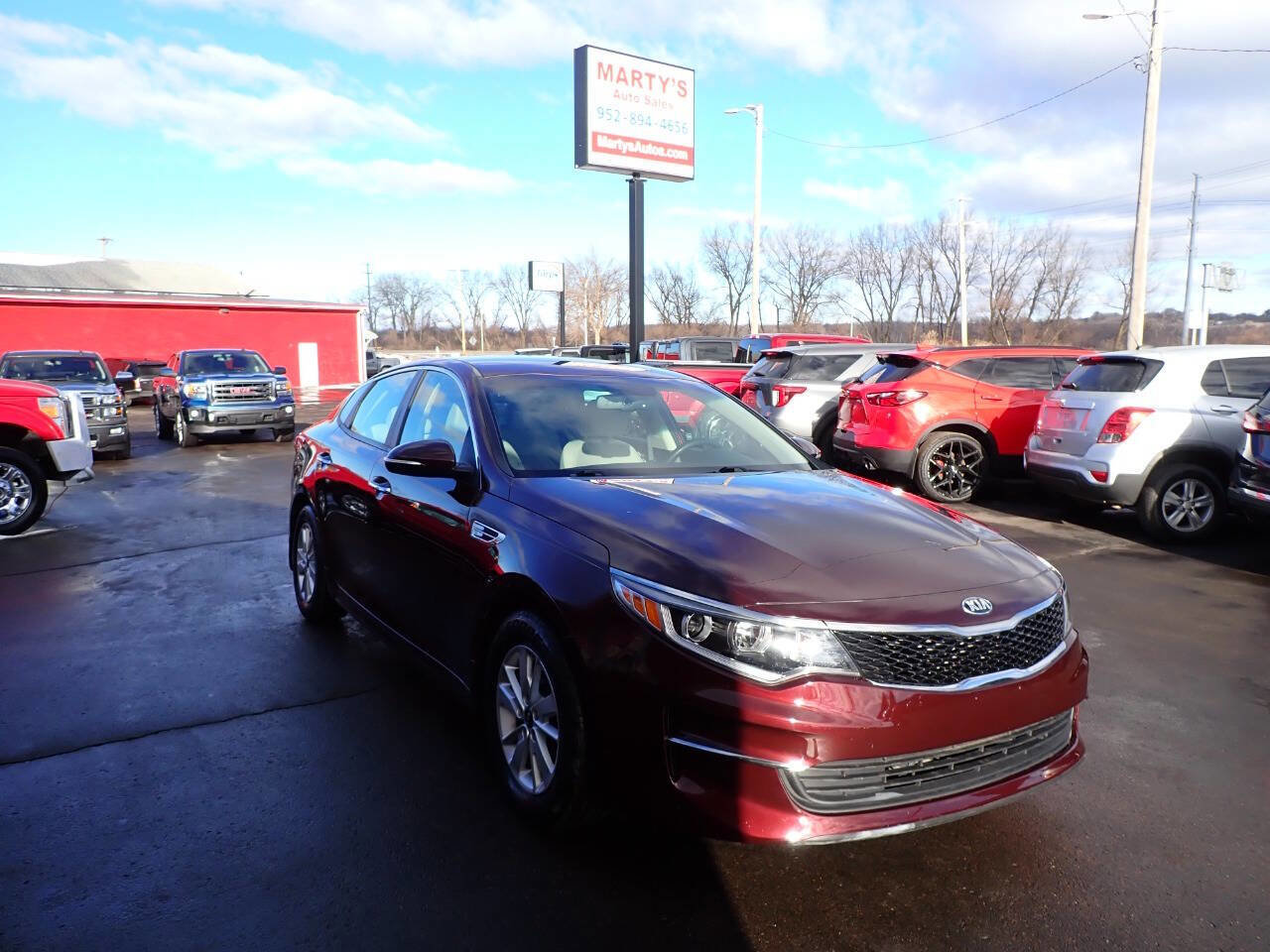 Used 2016 Kia Optima LX w/ LX Convenience Package image 1