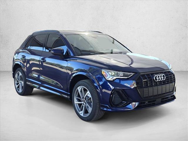 Certified 2025 Audi Q3 2.0T Premium w/ Convenience Plus Package AWD/4WD image 3