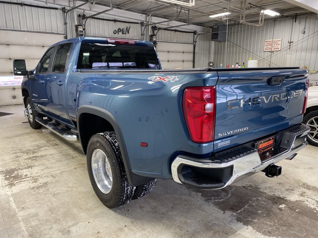 Certified 2025 Chevrolet Silverado 3500 LT w/ All Star Edition AWD/4WD image 50