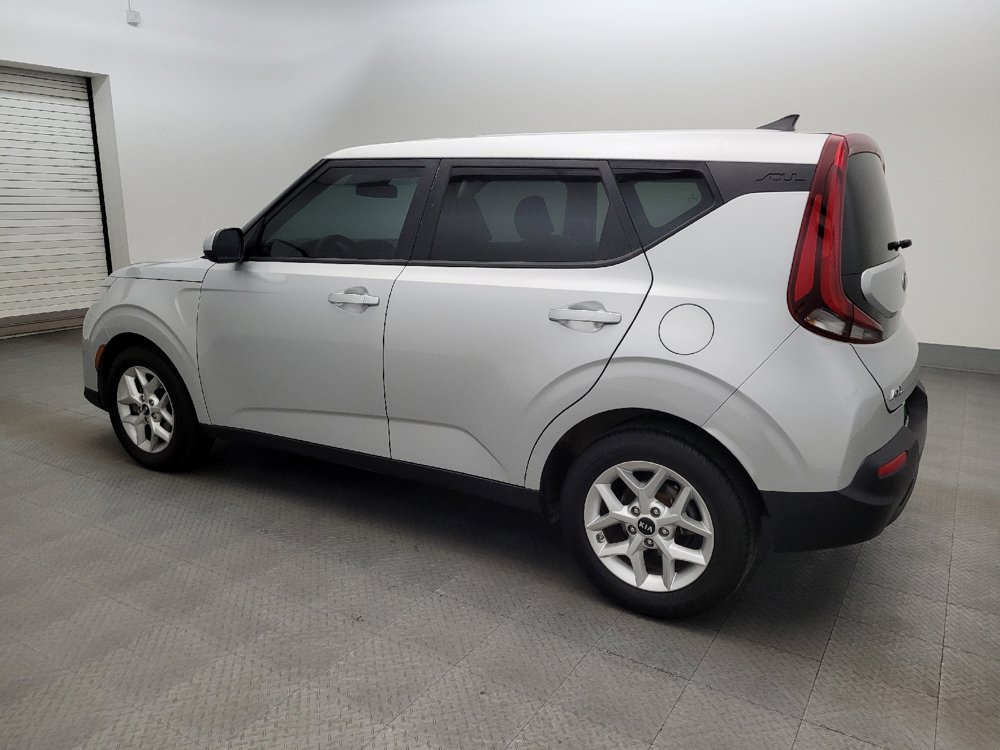 Used 2021 Kia Soul S FWD image 3