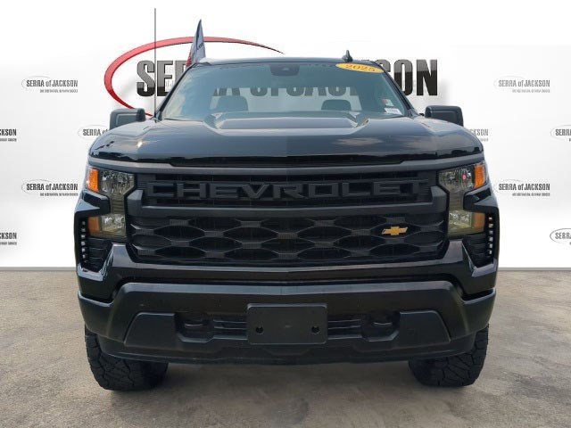 Used 2025 Chevrolet Silverado 1500 W/T w/ WT Value Package image 3