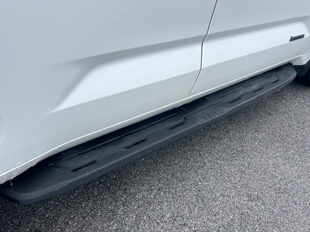 Used 2024 Toyota Sequoia Limited image 18