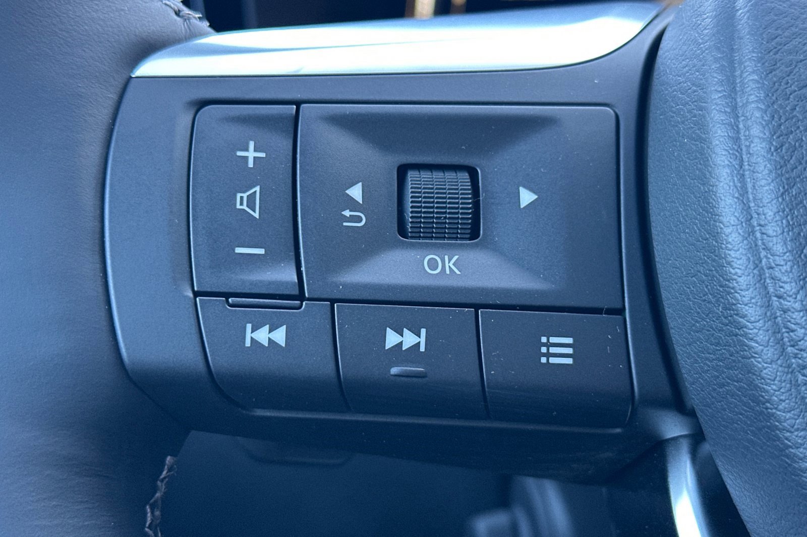 New 2026 INFINITI QX60 Autograph w/ Dark Cargo Package image 28