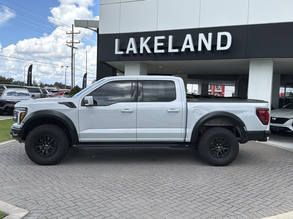 Used 2025 Ford F150 Raptor AWD/4WD image 3