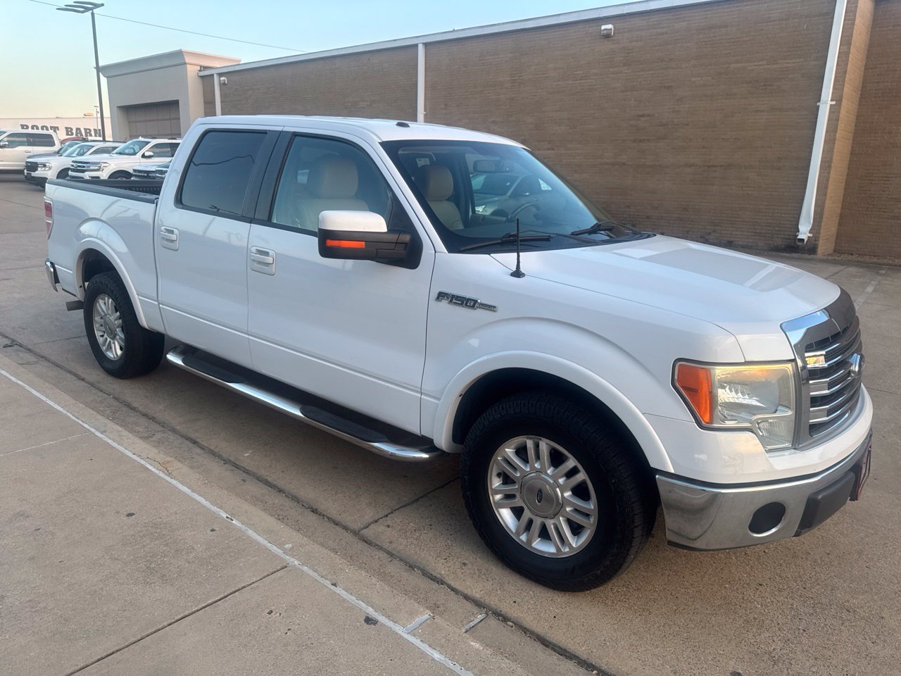 Used 2014 Ford F150 Lariat w/ Equipment Group 501A Mid RWD image 3