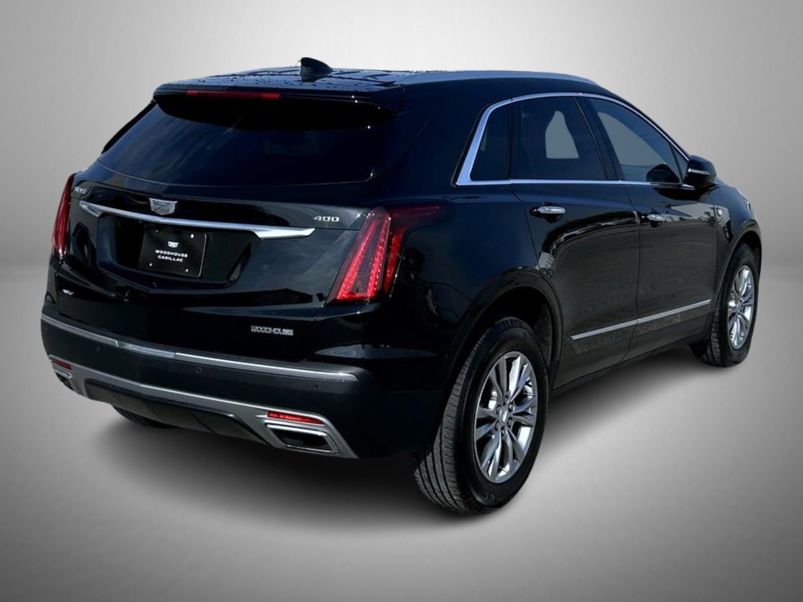 Certified 2023 Cadillac XT5 Premium Luxury w/ LPO, Floor Liner Package AWD/4WD image 5
