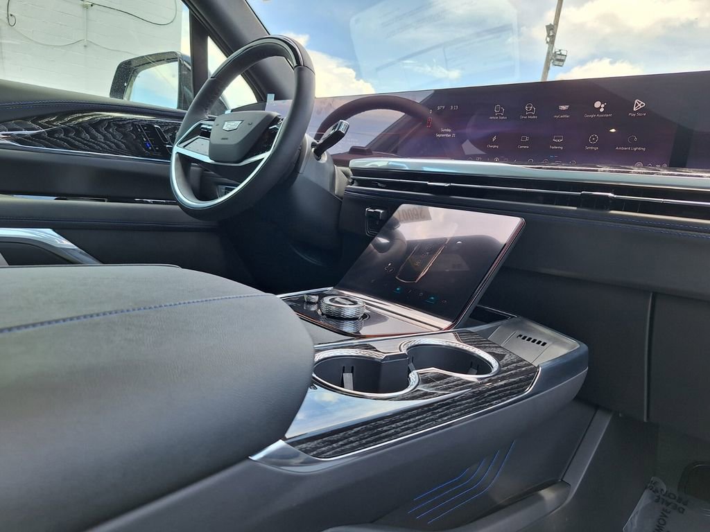 New 2026 Cadillac Escalade IQL Luxury image 27