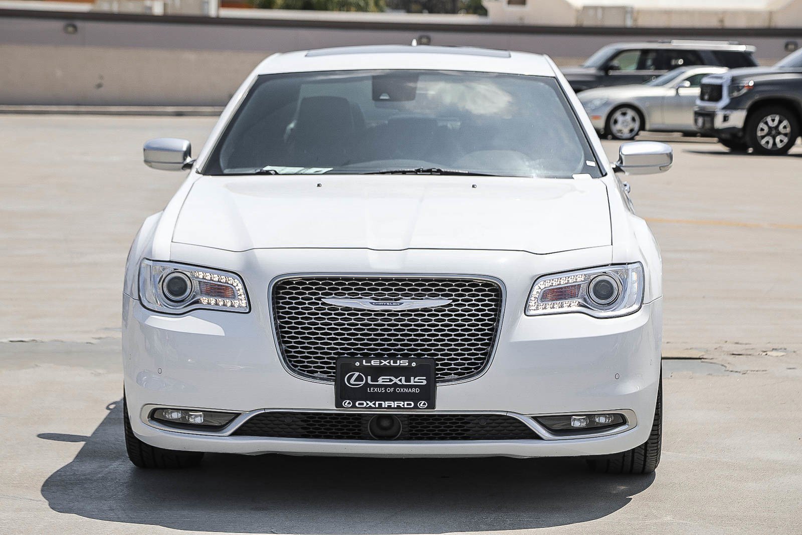 Used 2018 Chrysler 300 C w/ Sun, Sound & Nav Package RWD image 2