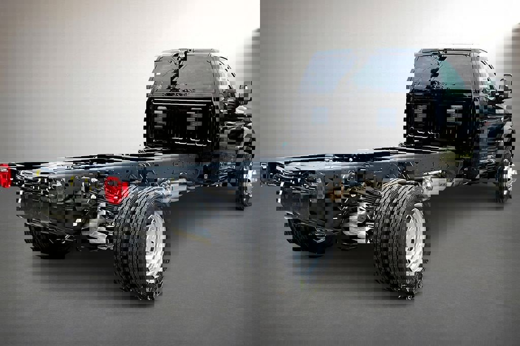 New 2025 RAM 5500 2WD Regular Cab image 3