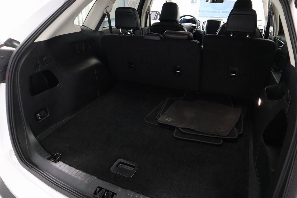 Certified 2024 Ford Edge SEL image 16