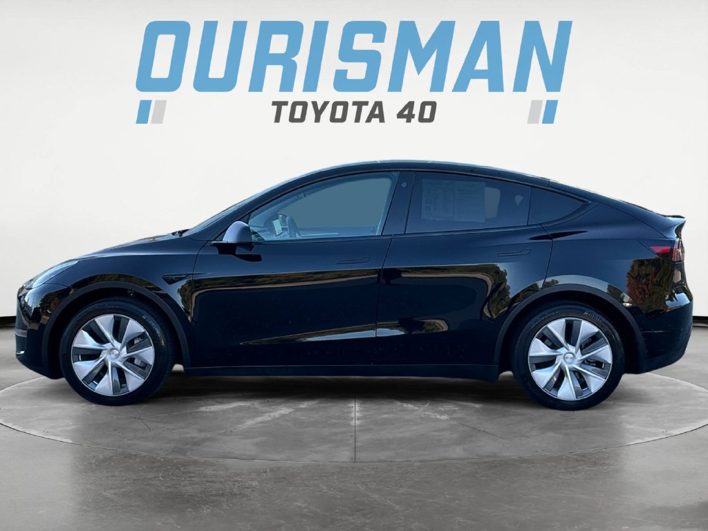 Used 2023 Tesla Model Y Long Range AWD/4WD image 4