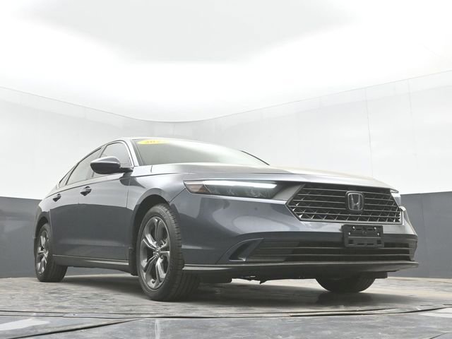 Used 2023 Honda Accord EX image 27