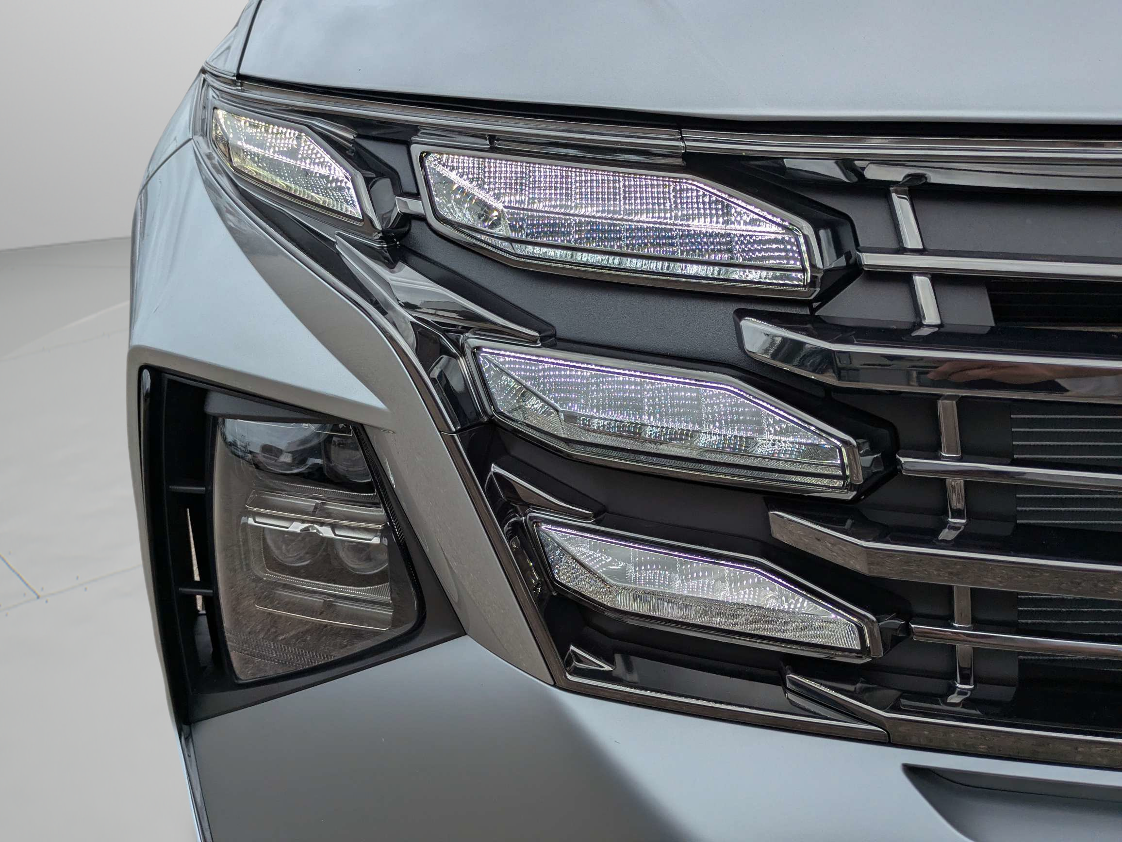 New 2026 Hyundai Tucson Limited FWD image 13