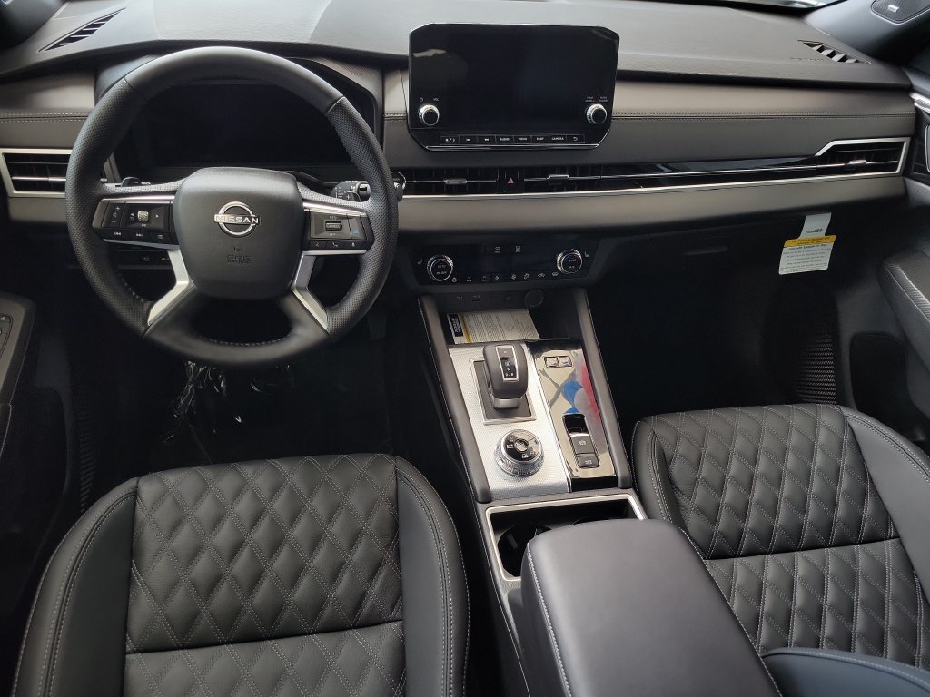 New 2026 Nissan Rogue Platinum AWD/4WD image 17