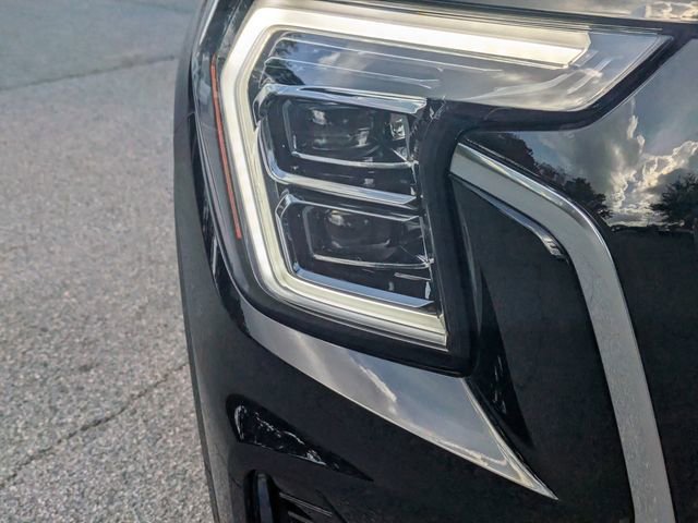 New 2026 GMC Terrain Denali w/ LPO, Floor Liner Package AWD/4WD image 10