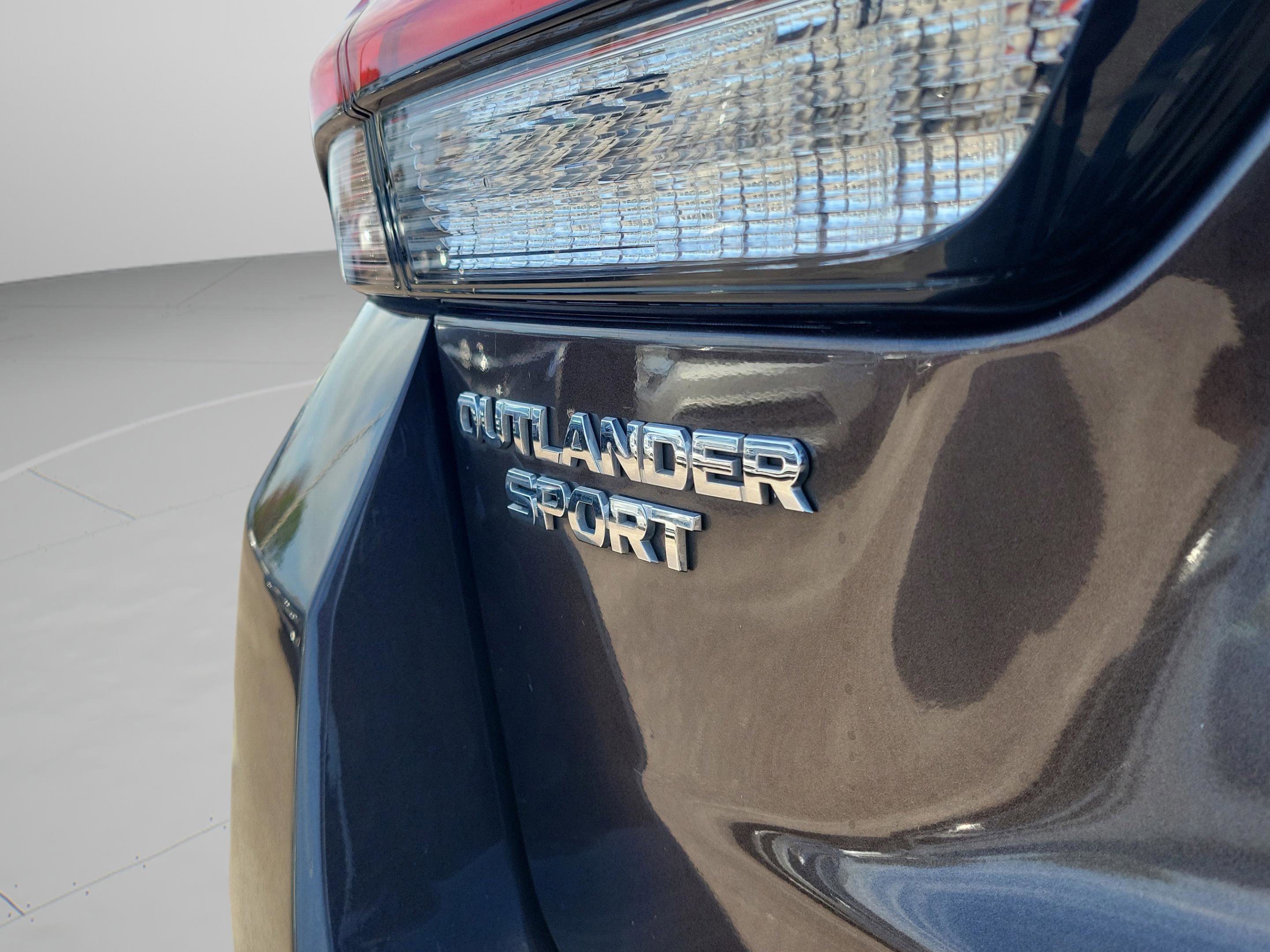 Used 2024 Mitsubishi Outlander Sport SE image 33