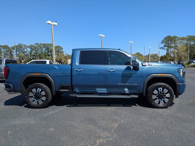 Used 2026 GMC Sierra 2500 Denali w/ Technology Package image 3