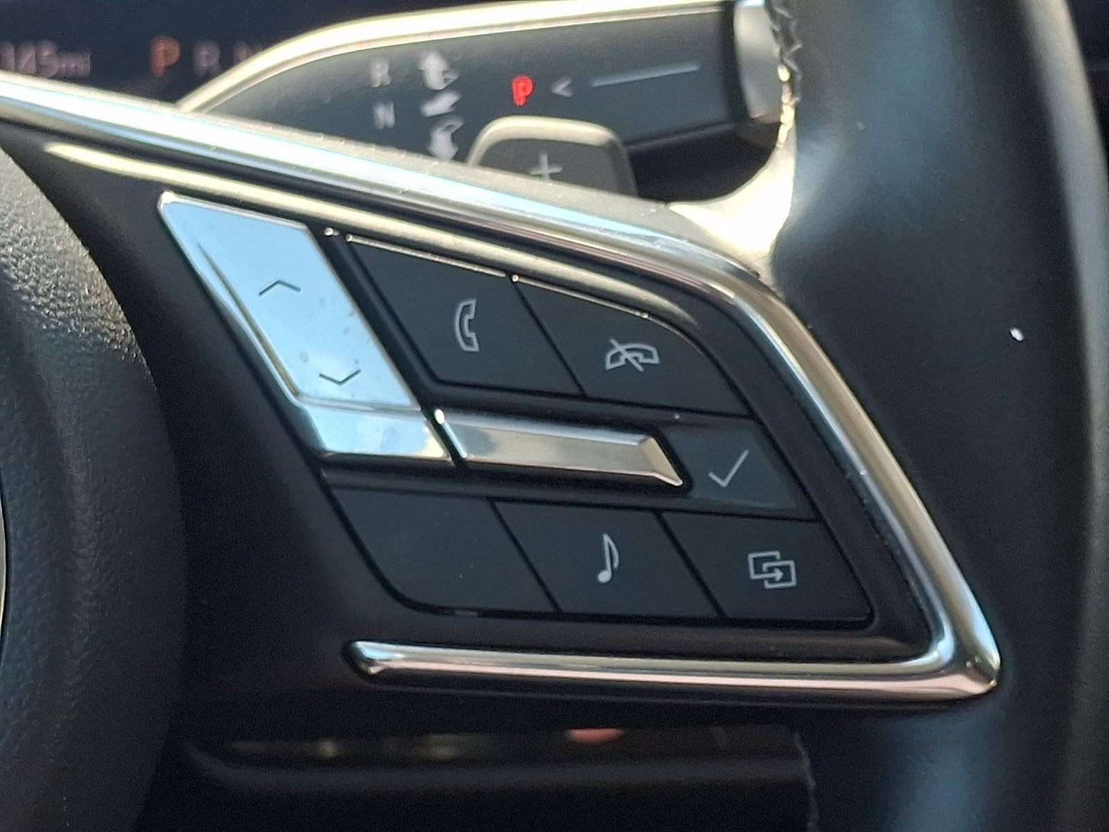 Used 2024 Buick Envision Preferred AWD/4WD image 21