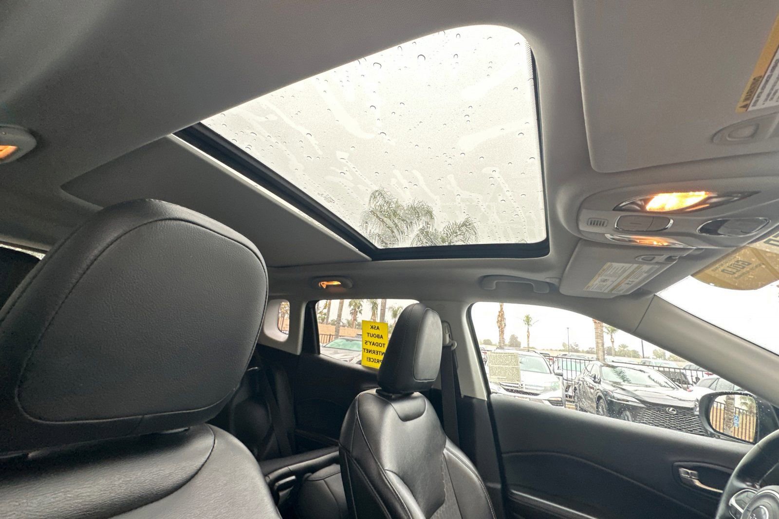 Used 2020 Jeep Compass Latitude image 17