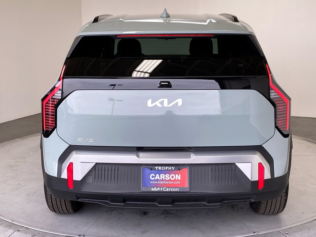 New 2027 Kia EV3 Wind FWD image 4