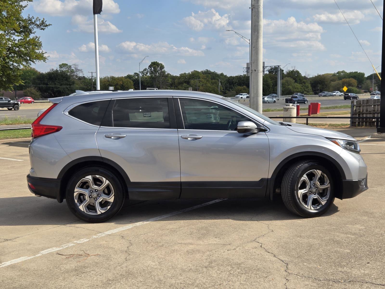 Used 2018 Honda CR-V EX-L image 9