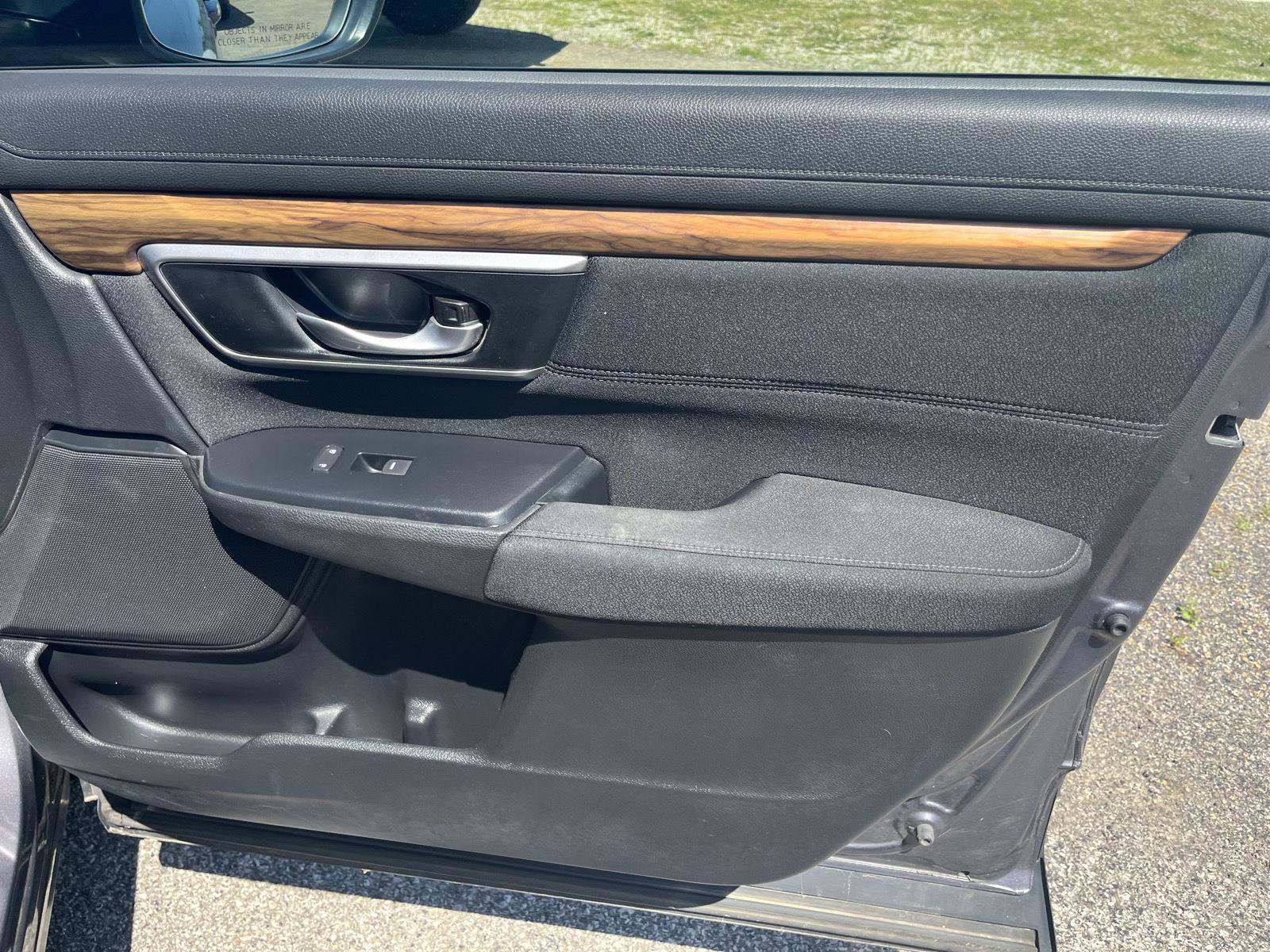 Used 2019 Honda CR-V EX image 33