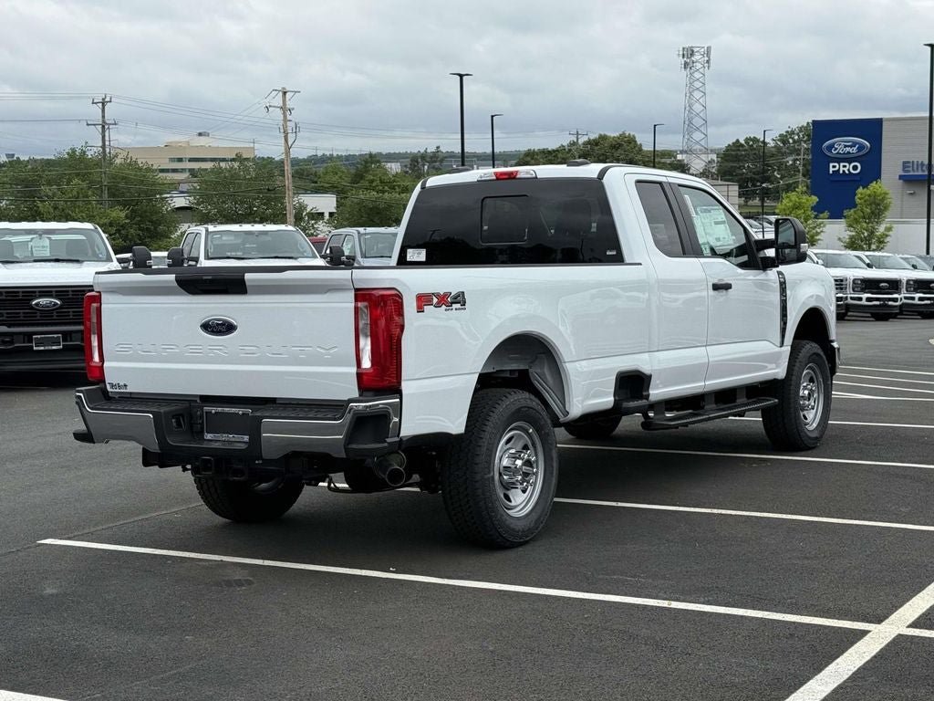 New 2026 Ford F350 XL w/ FX4 Off-Road Package AWD/4WD image 2