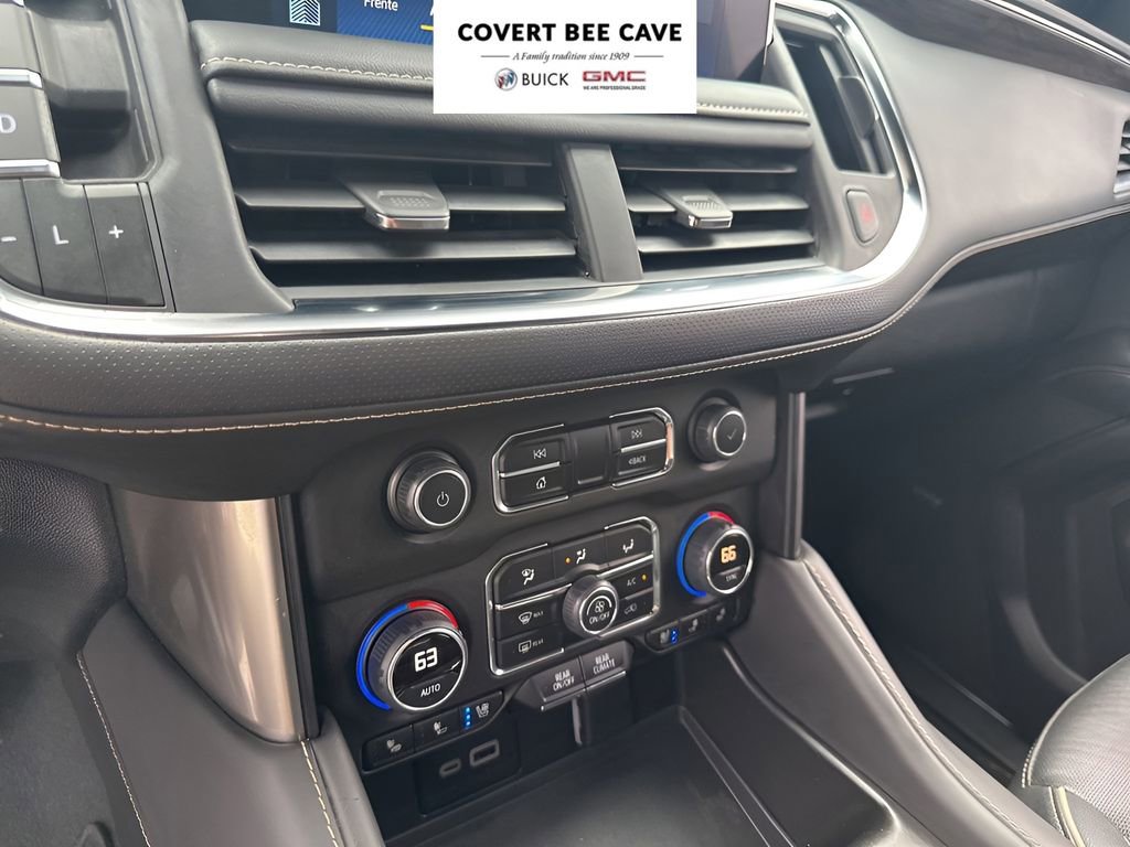 Used 2023 Chevrolet Suburban Premier image 36