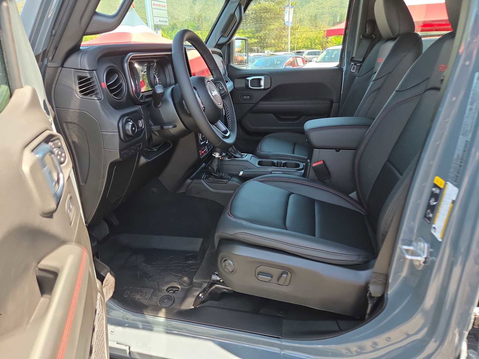 New 2026 Jeep Wrangler Unlimited Rubicon AWD/4WD image 19