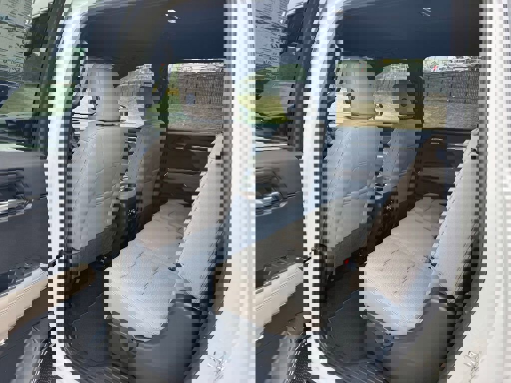 New 2026 GMC Acadia Elevation FWD image 22