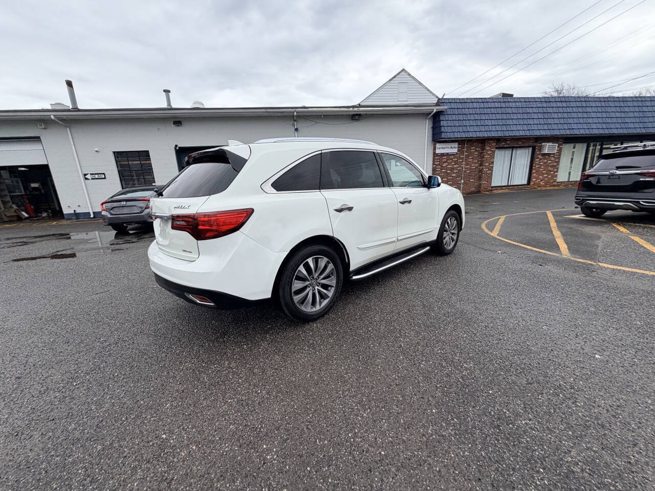 Used 2015 Acura MDX w/ Technology Package AWD/4WD image 14