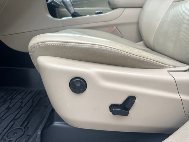 Used 2019 Jeep Grand Cherokee Limited w/ Luxury Group II image 40