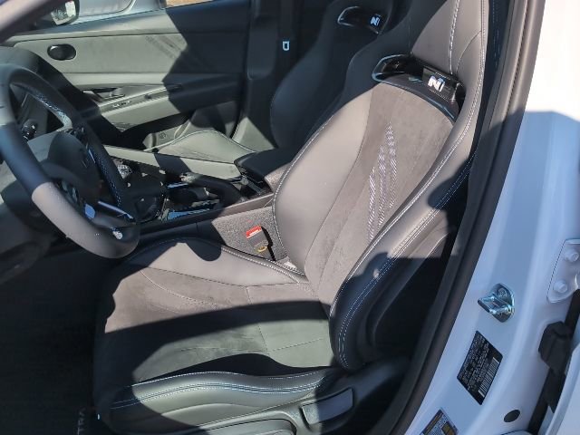 Used 2025 Hyundai Elantra N image 9