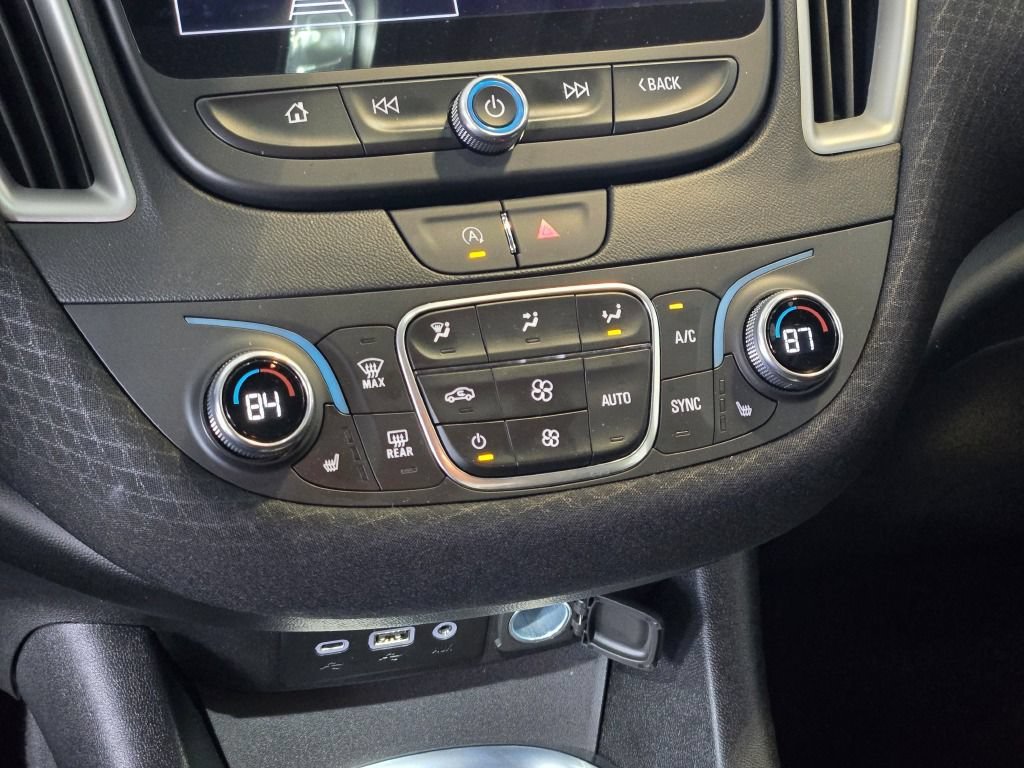 Used 2024 Chevrolet Malibu LT FWD image 25