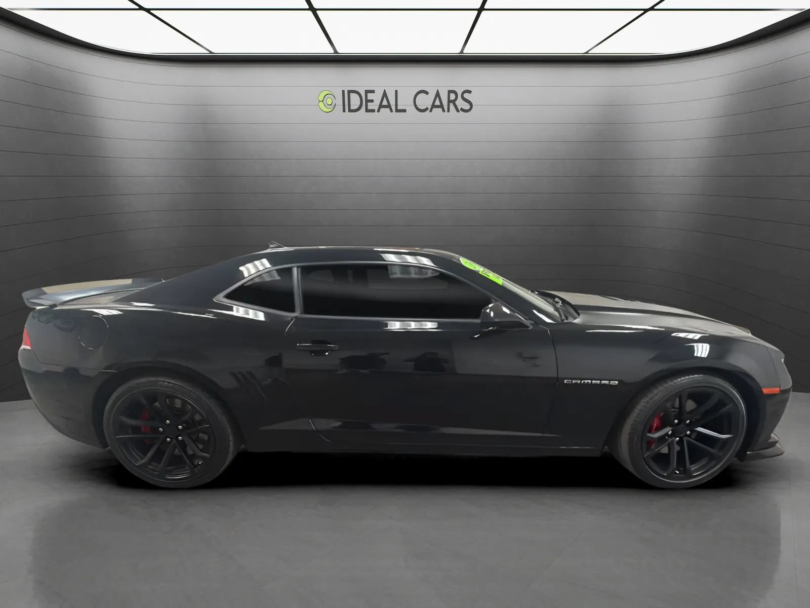 Used 2014 Chevrolet Camaro SS w/ SS Performance Package RWD image 4