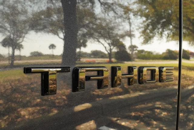 Used 2022 Chevrolet Tahoe RST w/ Sport Performance Package image 41